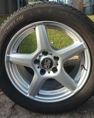 Set di 4 Gomme e Cerchi invernali da 16"