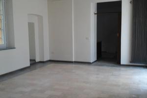 Locale commerciale a Sondrio