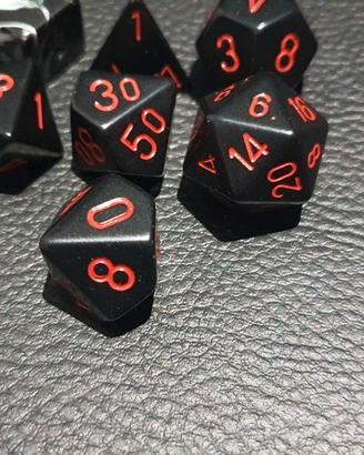 Set di dadi per gioco di ruolo completi vari
