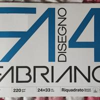 Album da disegno Fabriano 24x33 liscio riquadrato