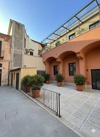 Rudere per b&b / 2 case complete con park privato