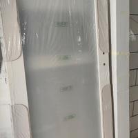 Porta da interni con inserto in vetro