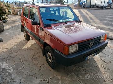 Panda 4x4 Fiat. Anno 2000