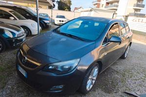 Opel Astra 1.6 115CV Sports Tourer Cosmo