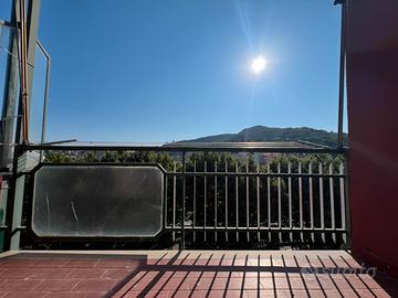 Casa luminosa angolare comodissima