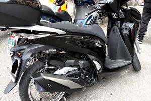 Honda sh 350 