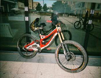 Specialized Demo 8 - Bici da Downhill / Freeride