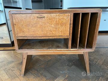 Appoggia televisore anni ‘50