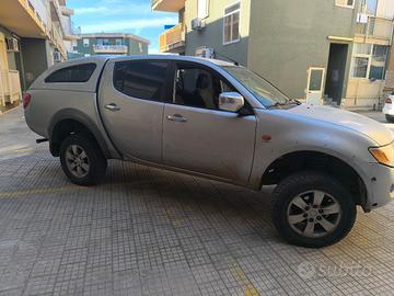 L200 Mitsubishi 