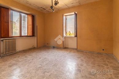 5 LOCALI A BASSANO ROMANO