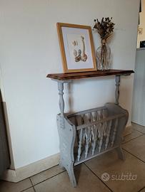  Mobiletto portariviste shabby chic