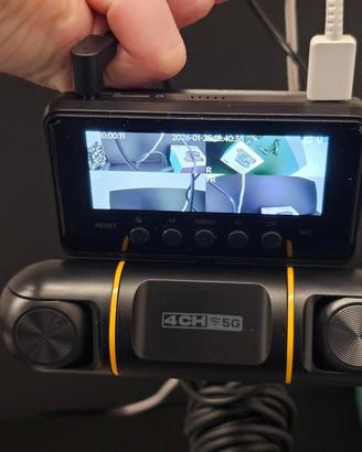 Dash Cam WIFI a 360° Auto 4 camere con Schermo