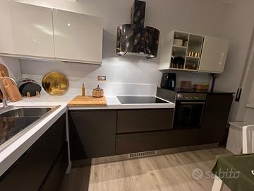 Cucina elegante e moderna