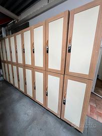 🔥 ARMADIETTI SPOGLIATOIO PALESTRA – €50 A COLONNA