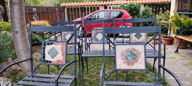 8 particolari sedie da giardino artigianali