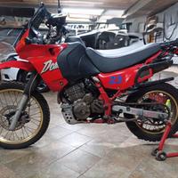 Honda NX 650 Dominator anno 1989