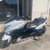 Yamaha T Max - 2011