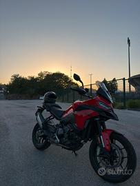DUCATI MULTISTRADA V2 2025