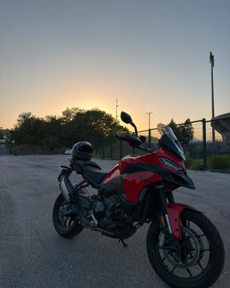 DUCATI MULTISTRADA V2 2025