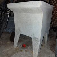 Pila da giardino in pietra