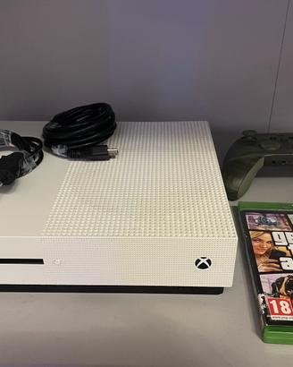 Xbox one S 1TB+ GTA 5 +Controller Nocturnal Vapor