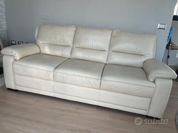 DIVANO 3 POSTI IN VERA PELLE COLOR PANNA