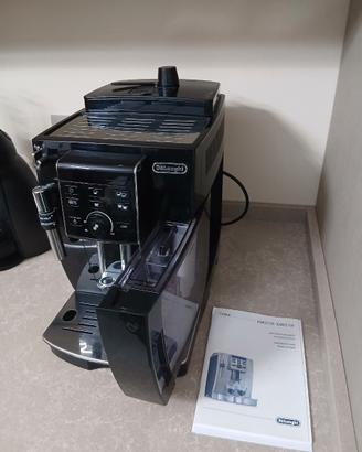 Macchina del caffè delonghi ecam 23.125.b
