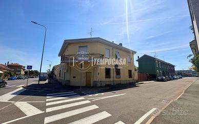Magazzino a Legnano Via Goffredo Mameli