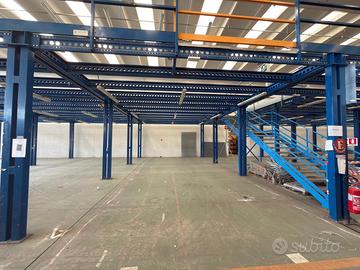 Soppalco industriale usato