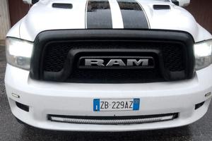 dodge ram 1500 5,7 v8 hemi