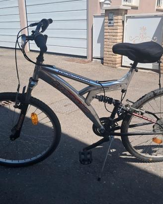 Leopard  Suspension / Twenty Six 21 SPD