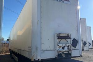 0562 SEMIRIMORCHIO BOX KRONE 2010