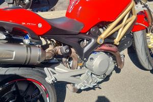 ducati monster 796 20 anniversario abs 