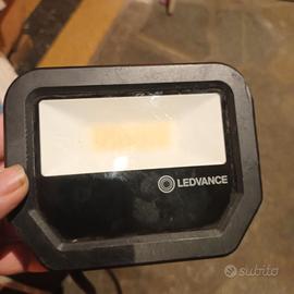 Faretto LED Ledvance 20W 2400lm 4000K IP65 Esterno