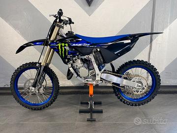 Yamaha yz 125 2025 monster edition