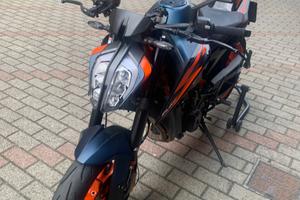 Ktm Duke 890 R