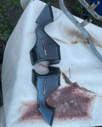 Fianchetti in carbonio guzzi v11