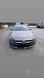 Mercedes CLA200