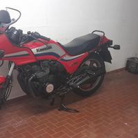 Kawasaki GPZ 550 - 1986