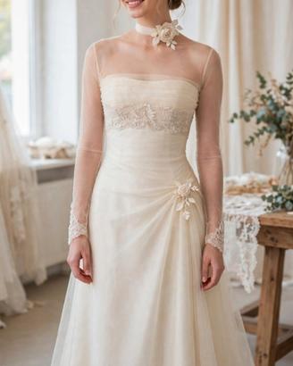 Meraviglioso abito da  sposa color avorio 