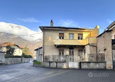 CASA SEMINDIPENDENTE A BUSSOLENO