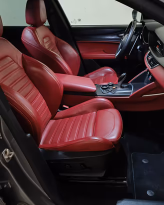 Stelvio 210cv Q4 b-tech 