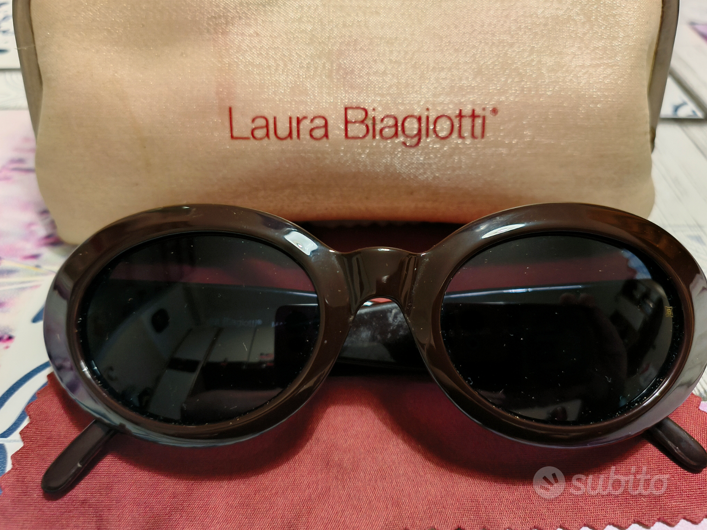 Occhiali da store sole laura biagiotti