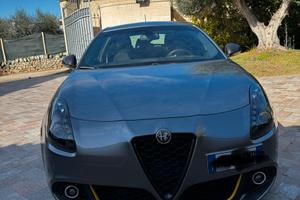 Alfa Romeo Giulietta Veloce TCT Carbon Look