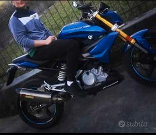 BMW G 310 R