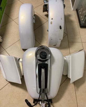 Harley Davidson street glide serbatoio e carena