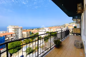 2 LOCALI A PAOLA