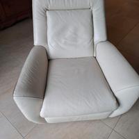 Poltrona in pelle reclinabile