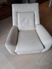 Poltrona in pelle reclinabile