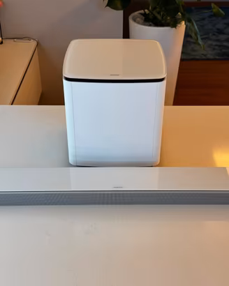 BOSE Soundbar Smart 700 + moduli bassi 700 -bianca